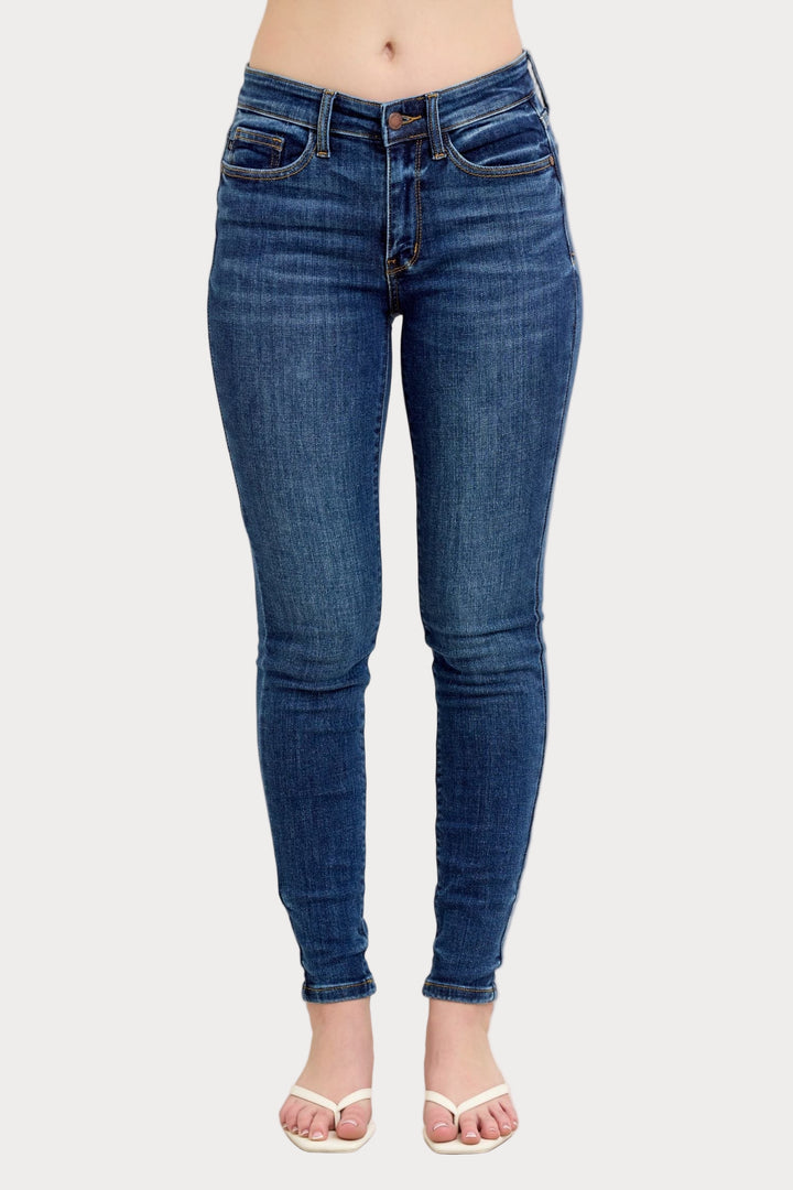 Judy Blue mid rise skinny jeans in dark wash denim