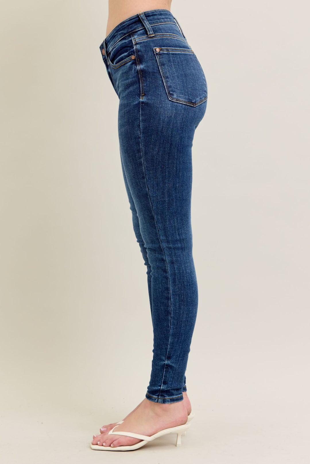 Anna Mid Rise Skinny Jean