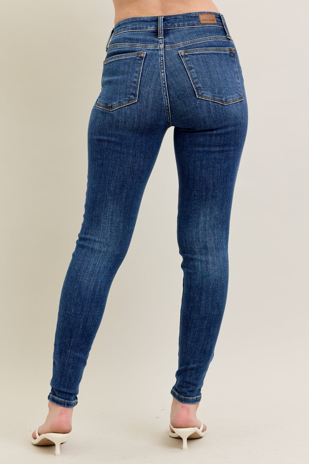 Anna Mid Rise Skinny Jean