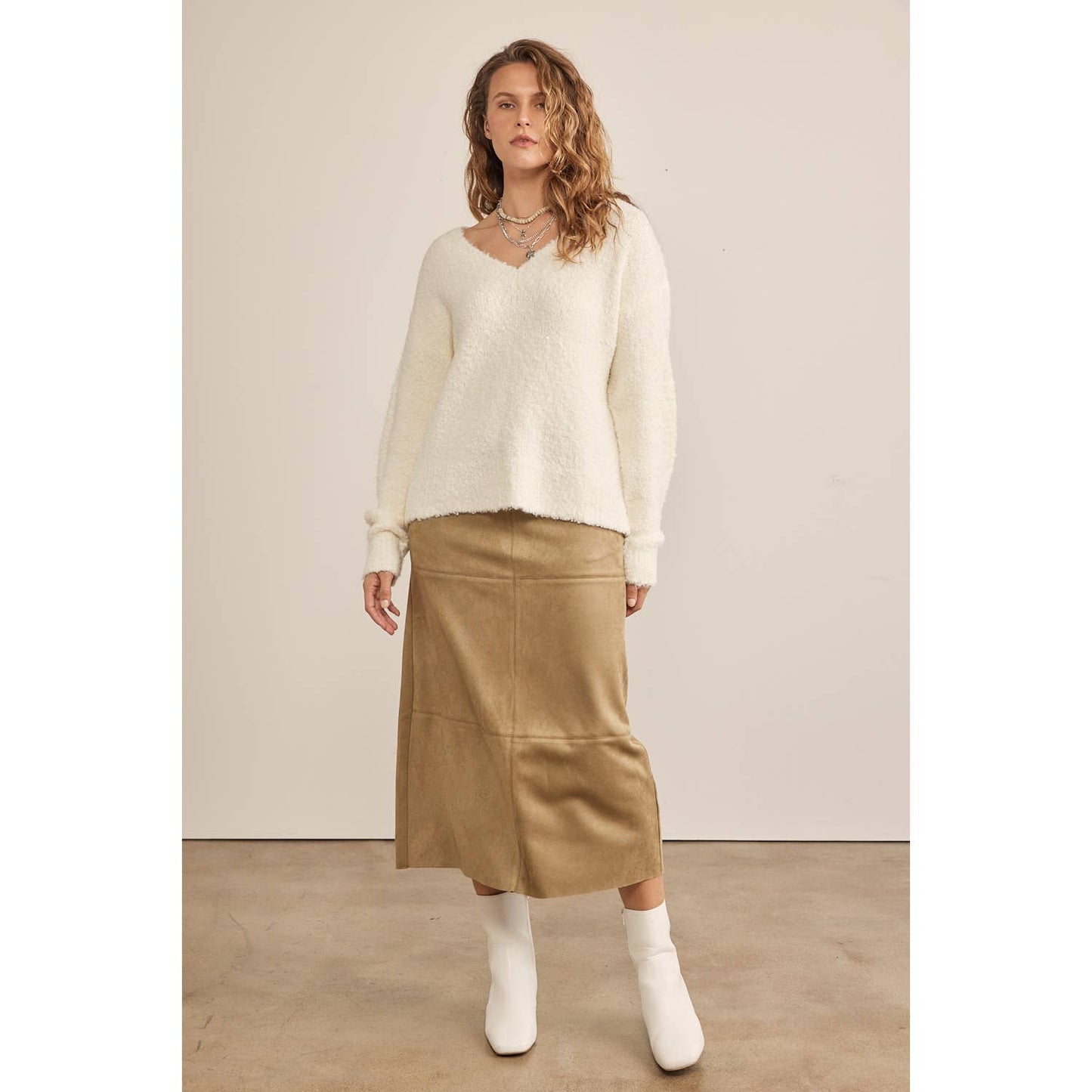 SUPER SOFT SUEDE GRID MIDI SKIRT WITH BACK SLIT