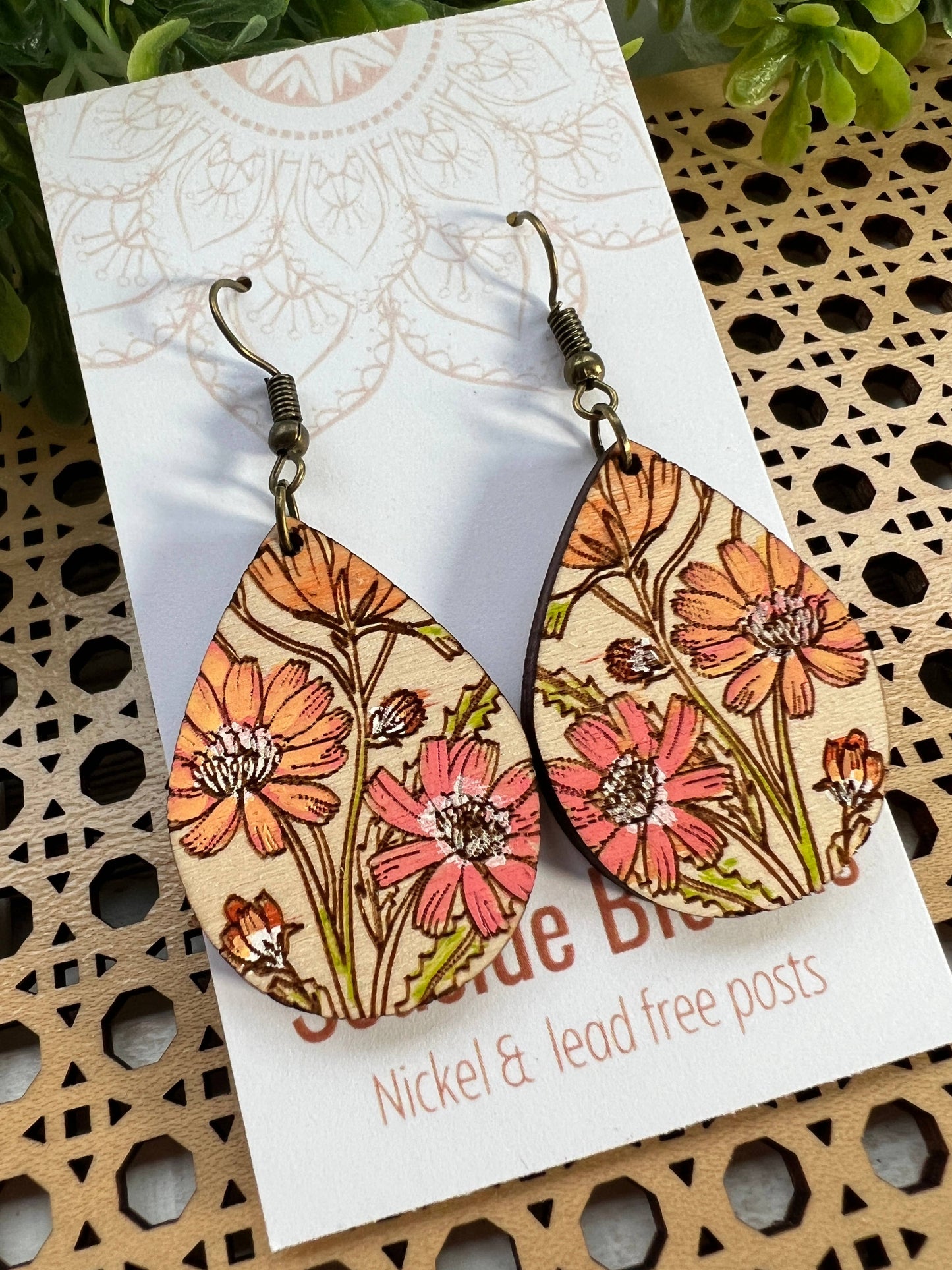 Wooden Earrings - Daisy