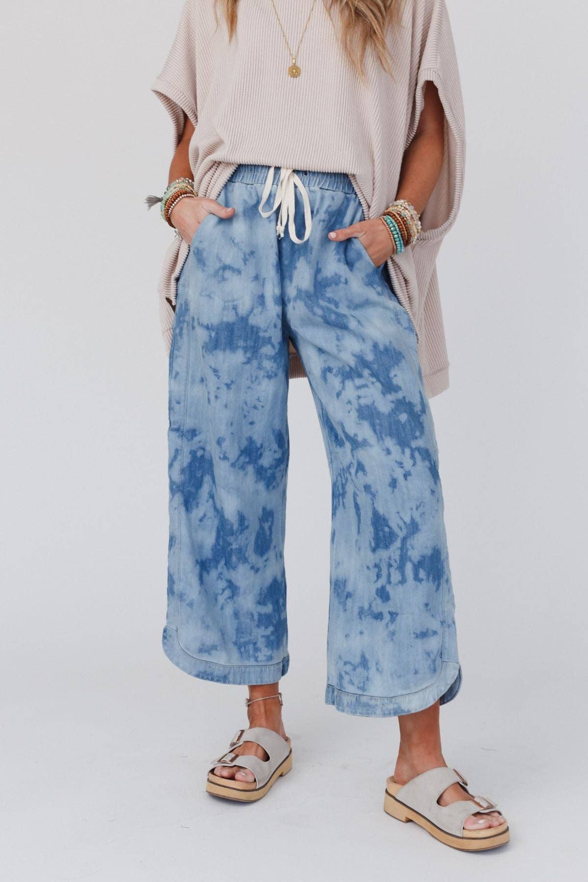 So Comfy Wide Leg Cropped Pant - Bleach Dye Denim