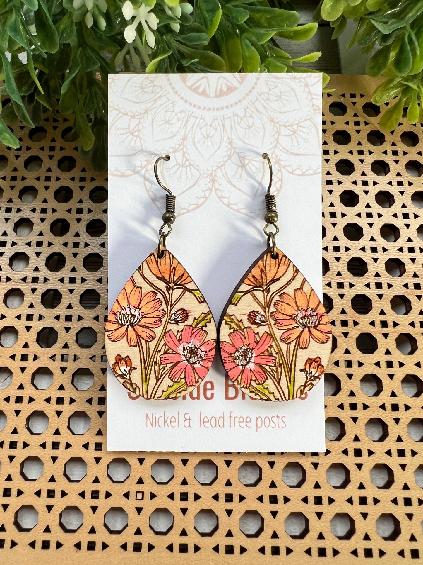 Wooden Earrings - Daisy