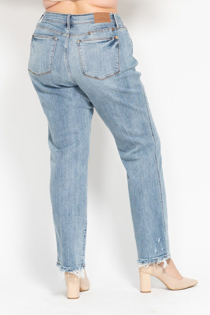 Mid-Rise Yoke Cell Phone Pocket Dad Jean | Plus