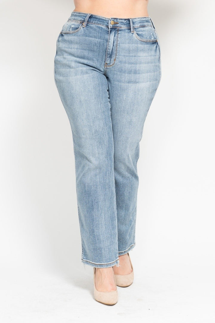 Mid-Rise Yoke Cell Phone Pocket Dad Jean | Plus