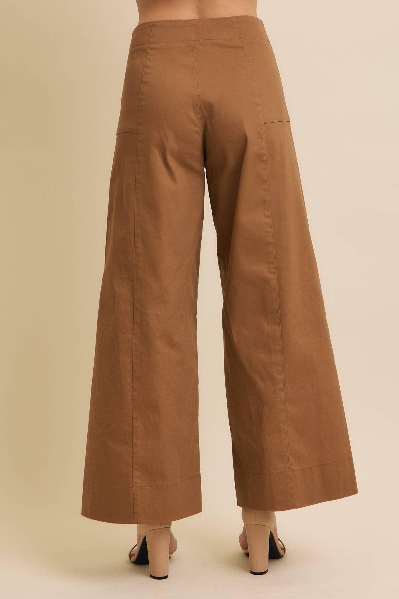 FLATTERING WIDE LEG FULL-LENGTH STRETCHY PANTS