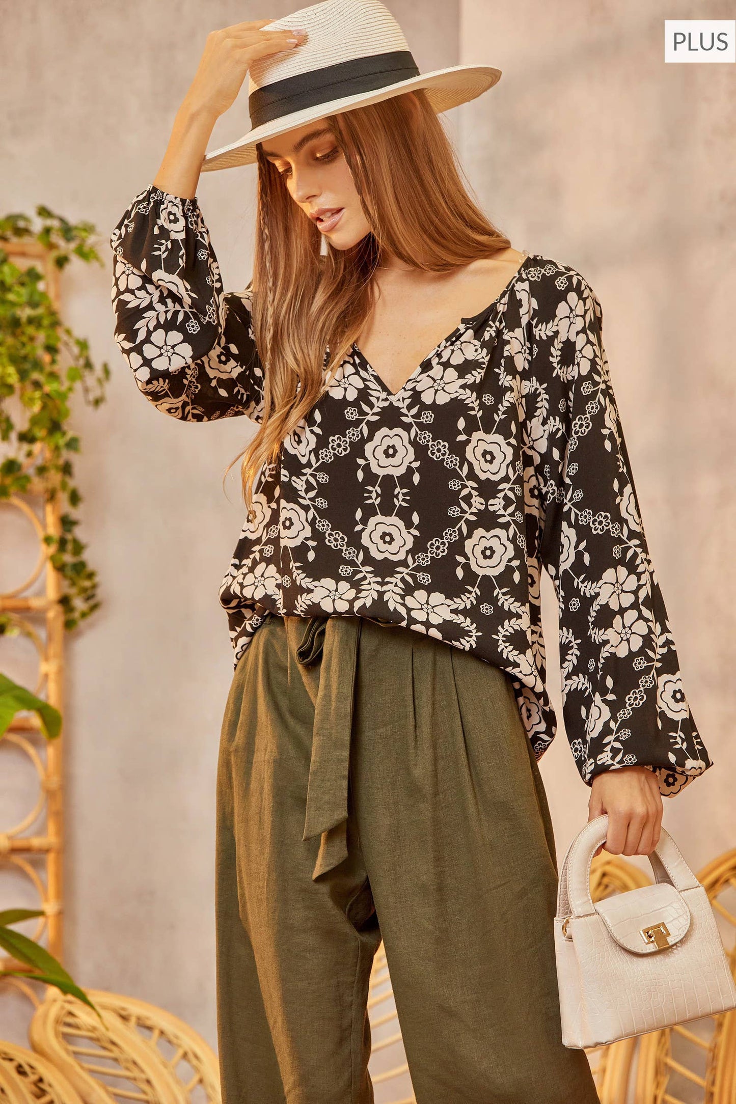 Plus Size Floral Split Neck Blouse