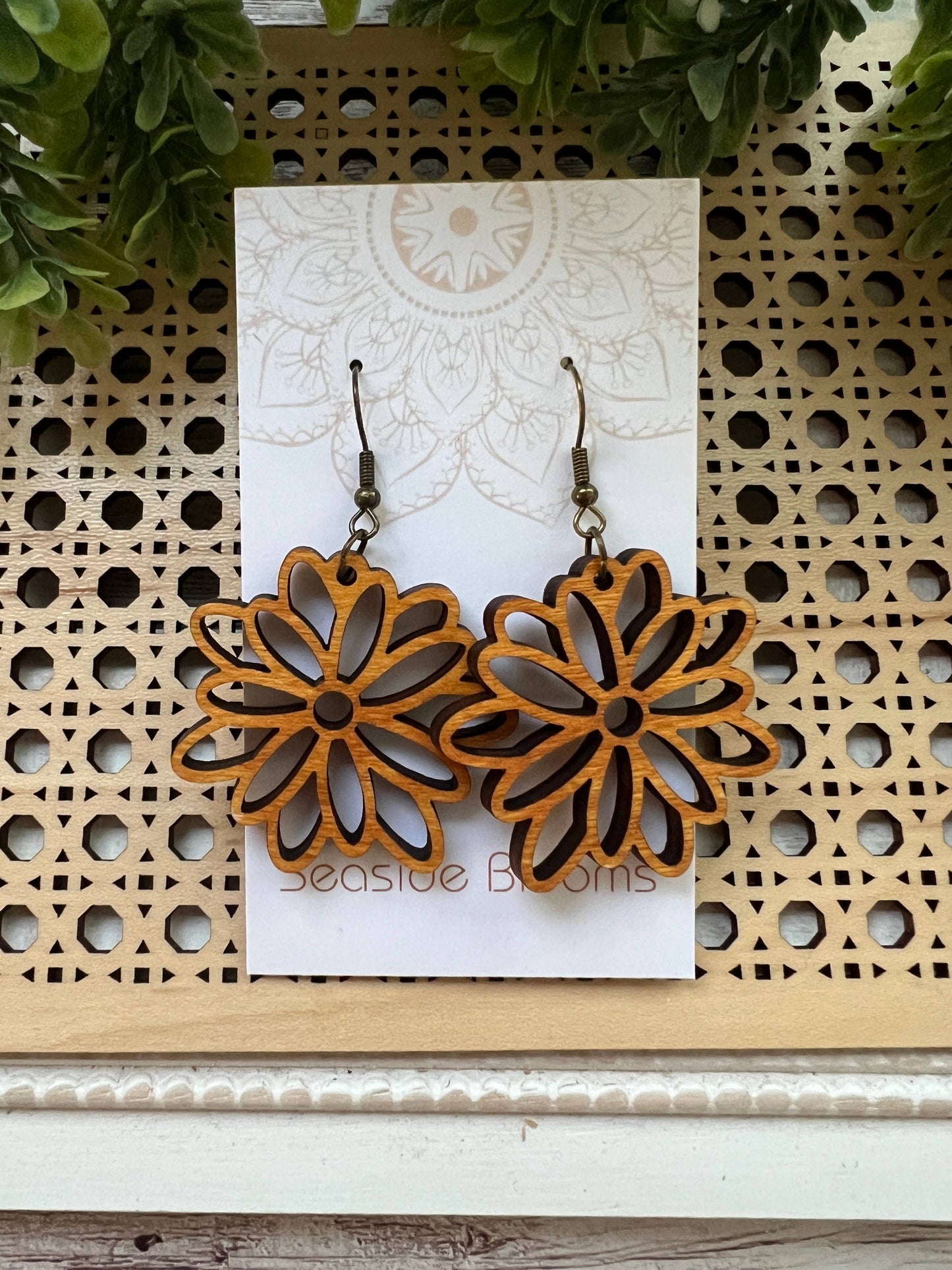 Wooden Earrings - Flower