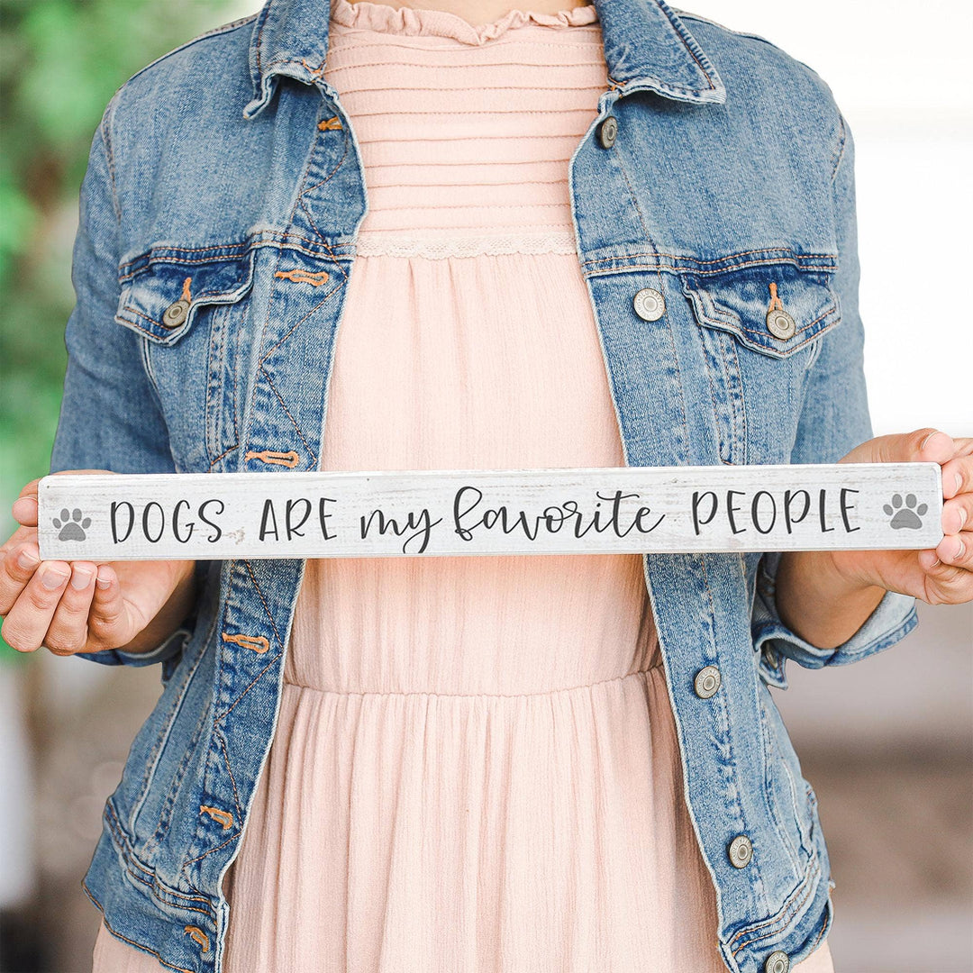 Favorite People Dog Shelf-Sitter Skinny Sign Decor