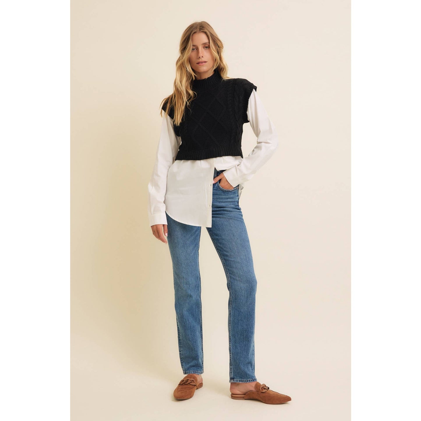 MOCK NECK SWEATER WITH CONTRAST BUTTON-DOWN SHIRT