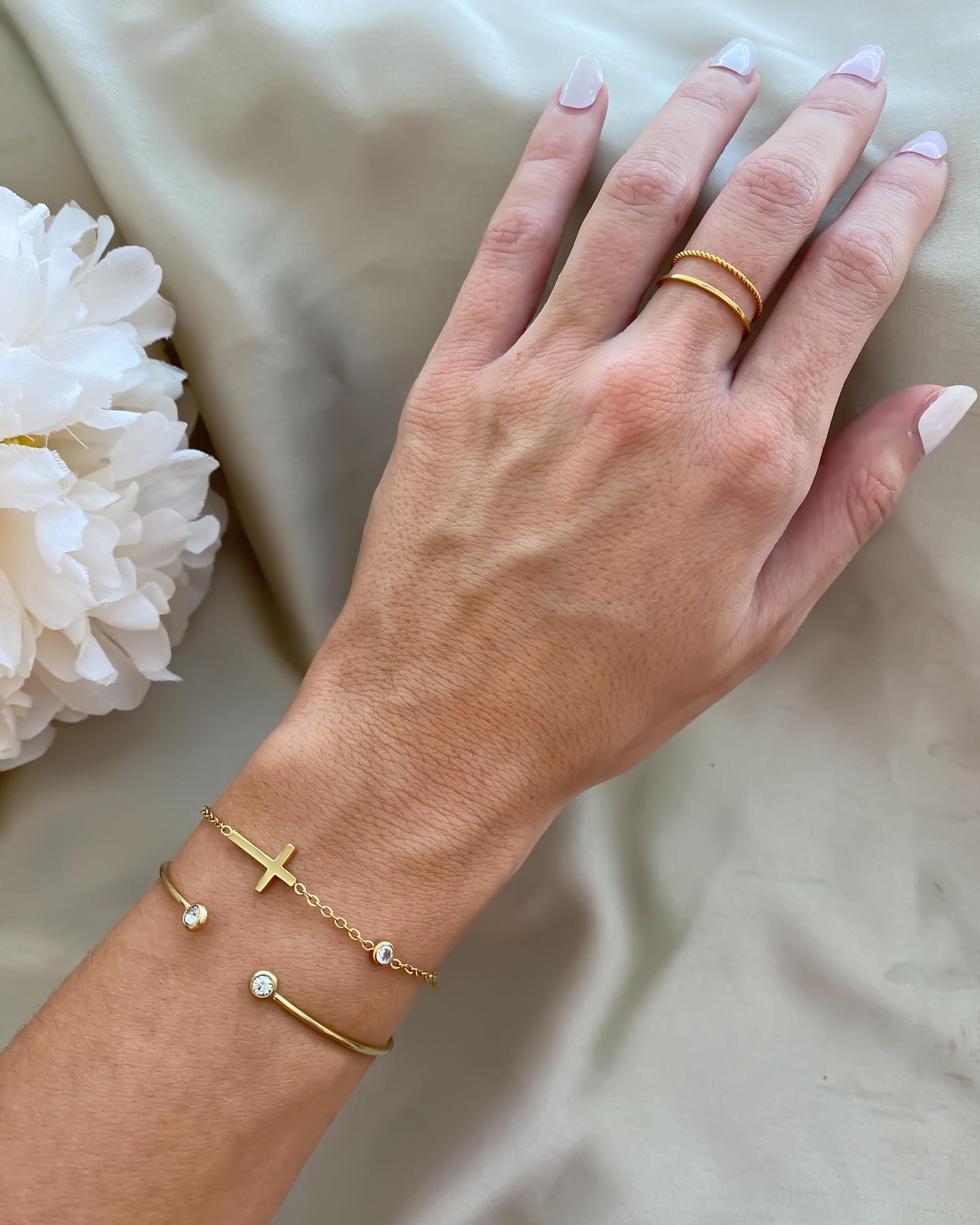 Dainty Cross  Bracelet