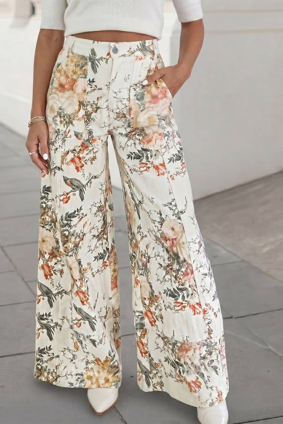 Floral Print Vintage Style High Waist Wide Leg Jeans | 4-16
