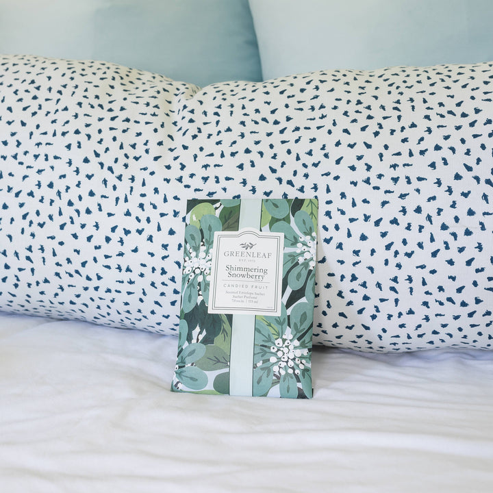 Shimmering Snowberry Large Sachet 18 Pack | Holiday