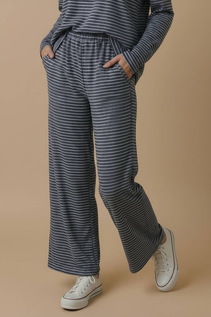 Plus Stripe Elastic Waist With Side Pockets Pants