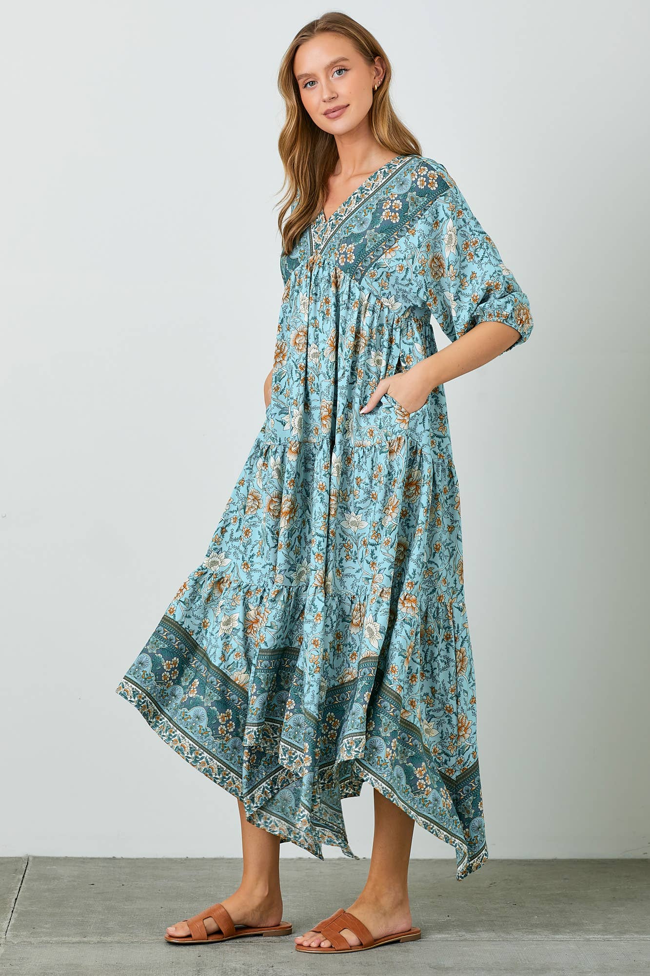 BORDER PRINT TIERED HANKY HEM MAXI DRESS