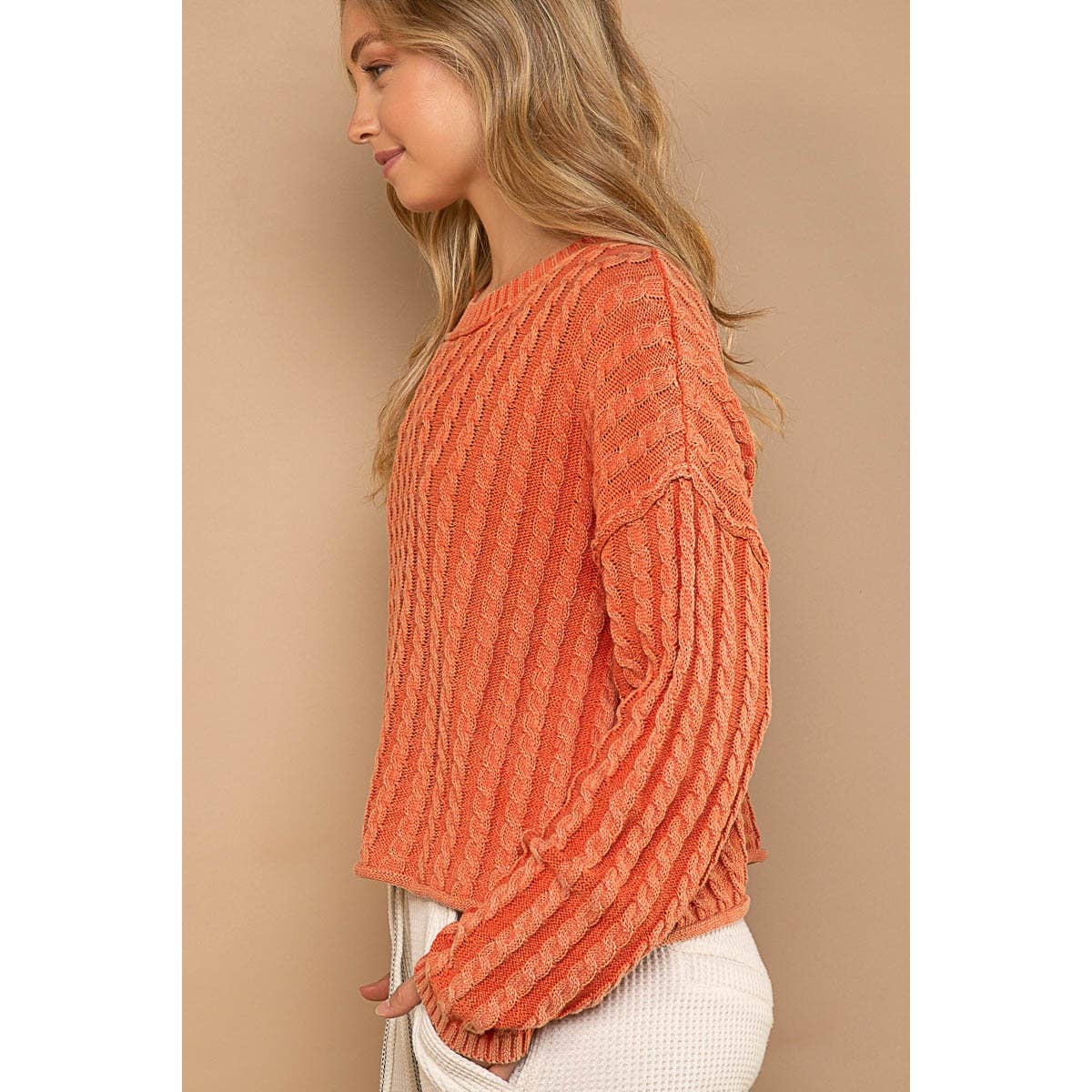 Round neck twisted weave vintage wash pullover sweaters