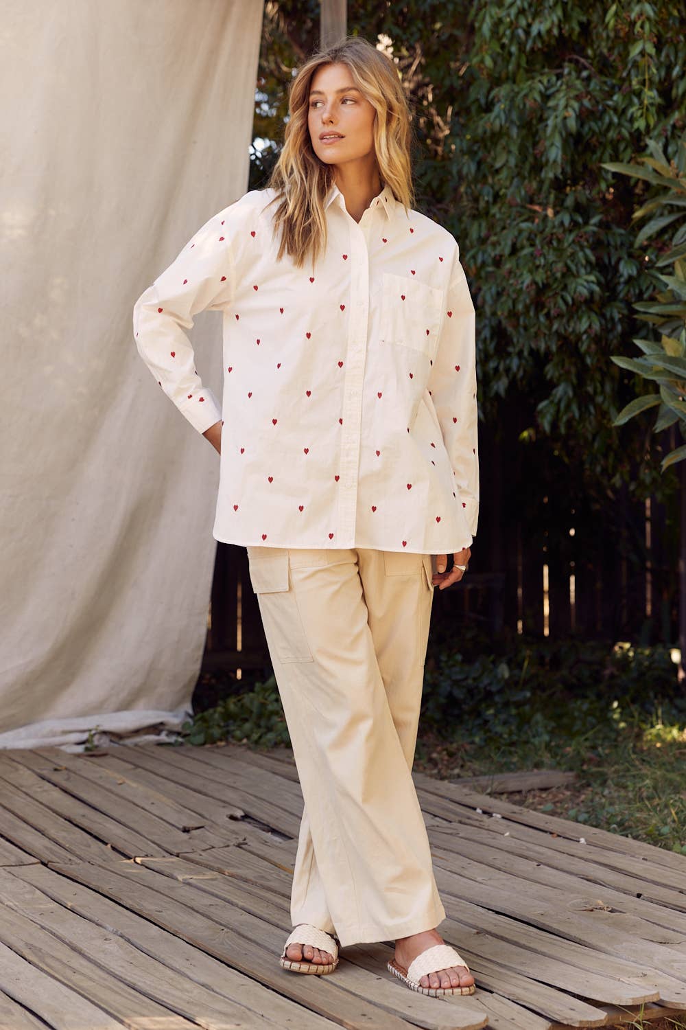 FULL OF HEARTS EMBROIDERY BUTTON DOWN LONG-SLEEVED SHIRT