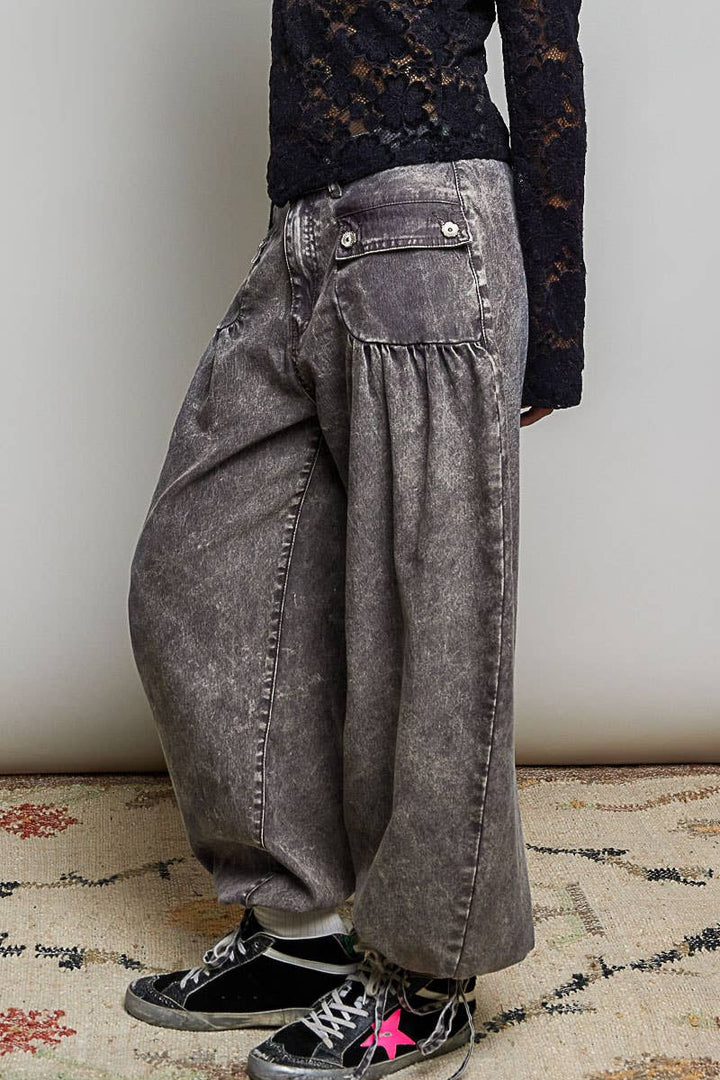 Floral Buttons Shirred Twill Wide Leg Jogger Pants