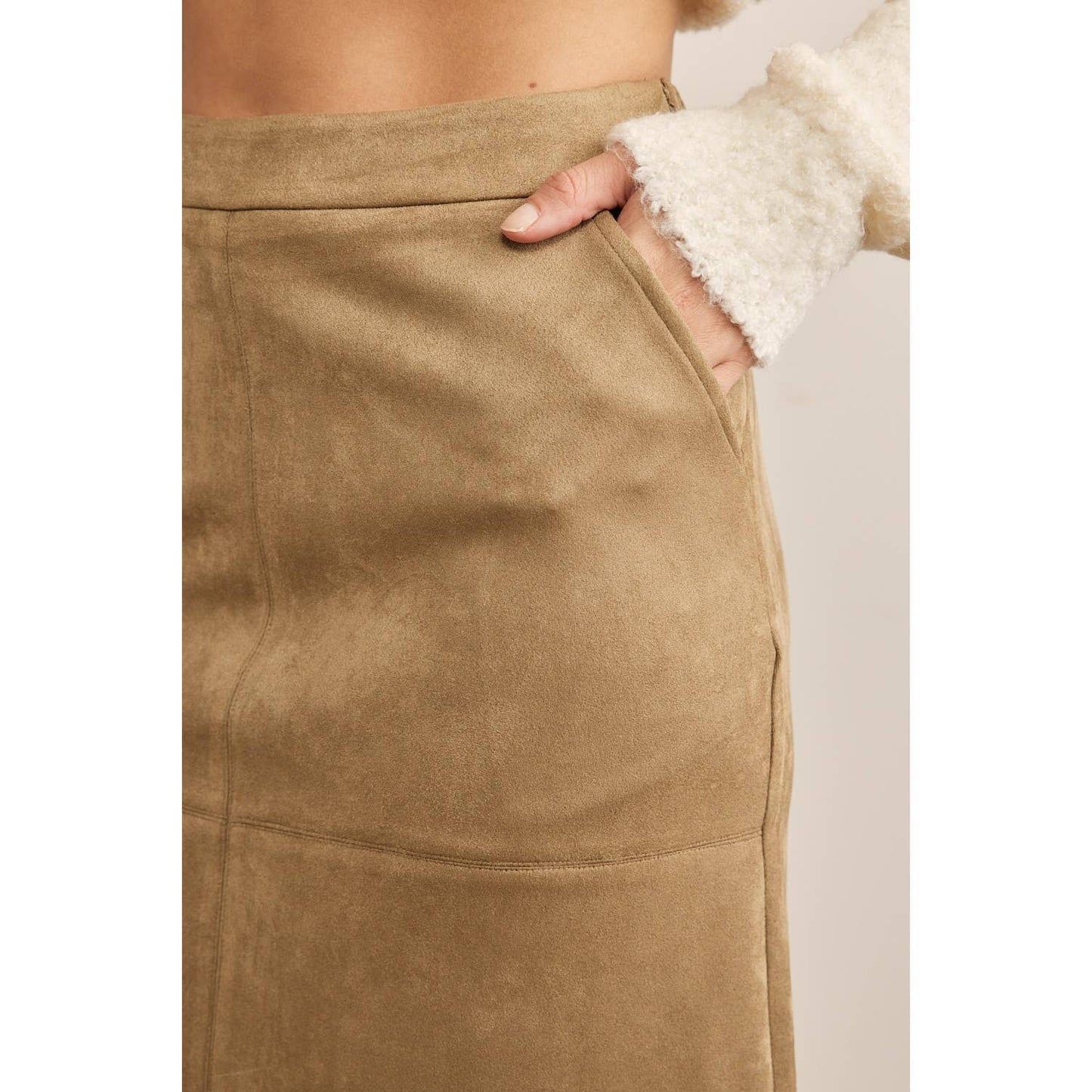 SUPER SOFT SUEDE GRID MIDI SKIRT WITH BACK SLIT