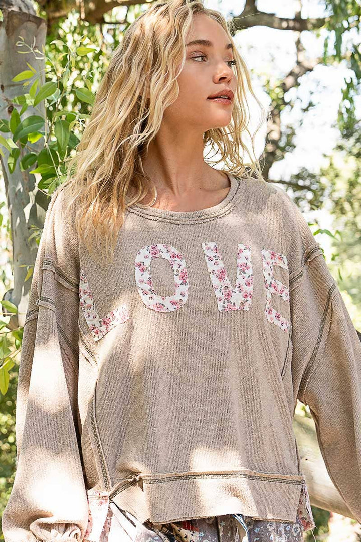 Round neck long sleeve LOVE solid top