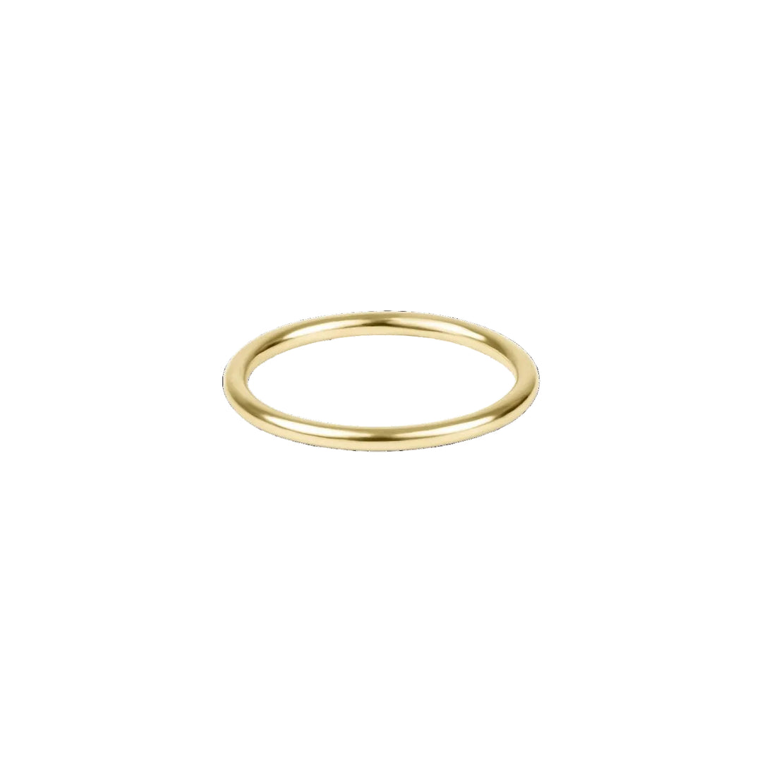 The e newton Classic Gold Thin Band Ring features a sleek 14kt gold-filled design with worry-free wear and timeless stackable style.
