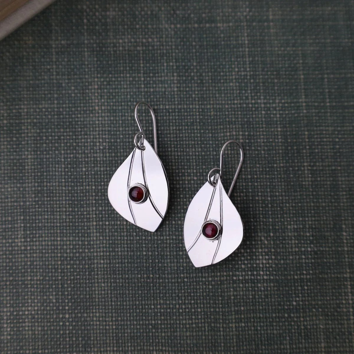 Leaf Earring w/ Garnet