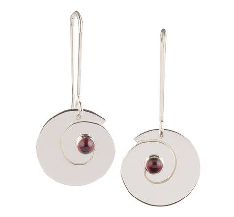 Swirl Earring w/ Garnet