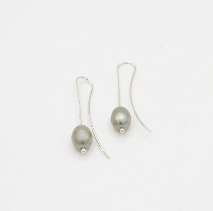 Hammered Wire Drop Earring w/ Pearl