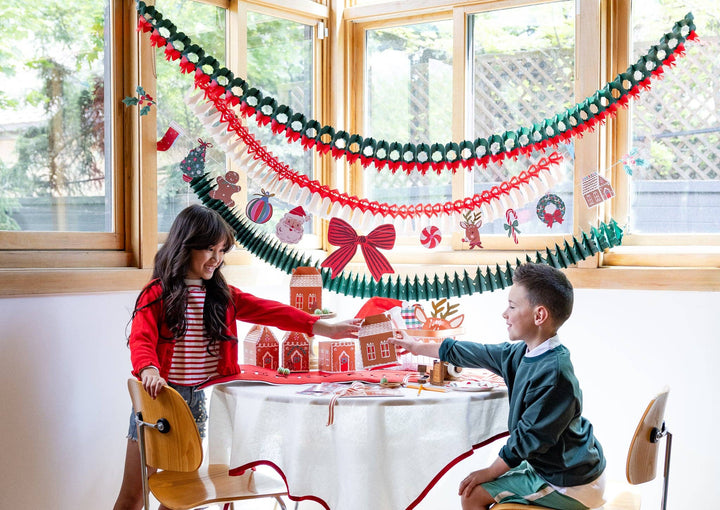 CHR1304 - Tree, Wreath and Bell Honeycomb Garland Set