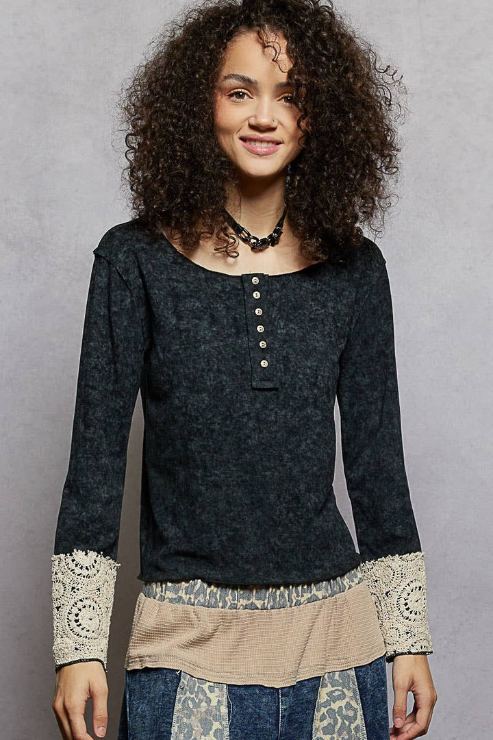 Long Sleeve Knit Top w/ Lace Detail – Everyday Effortless Style