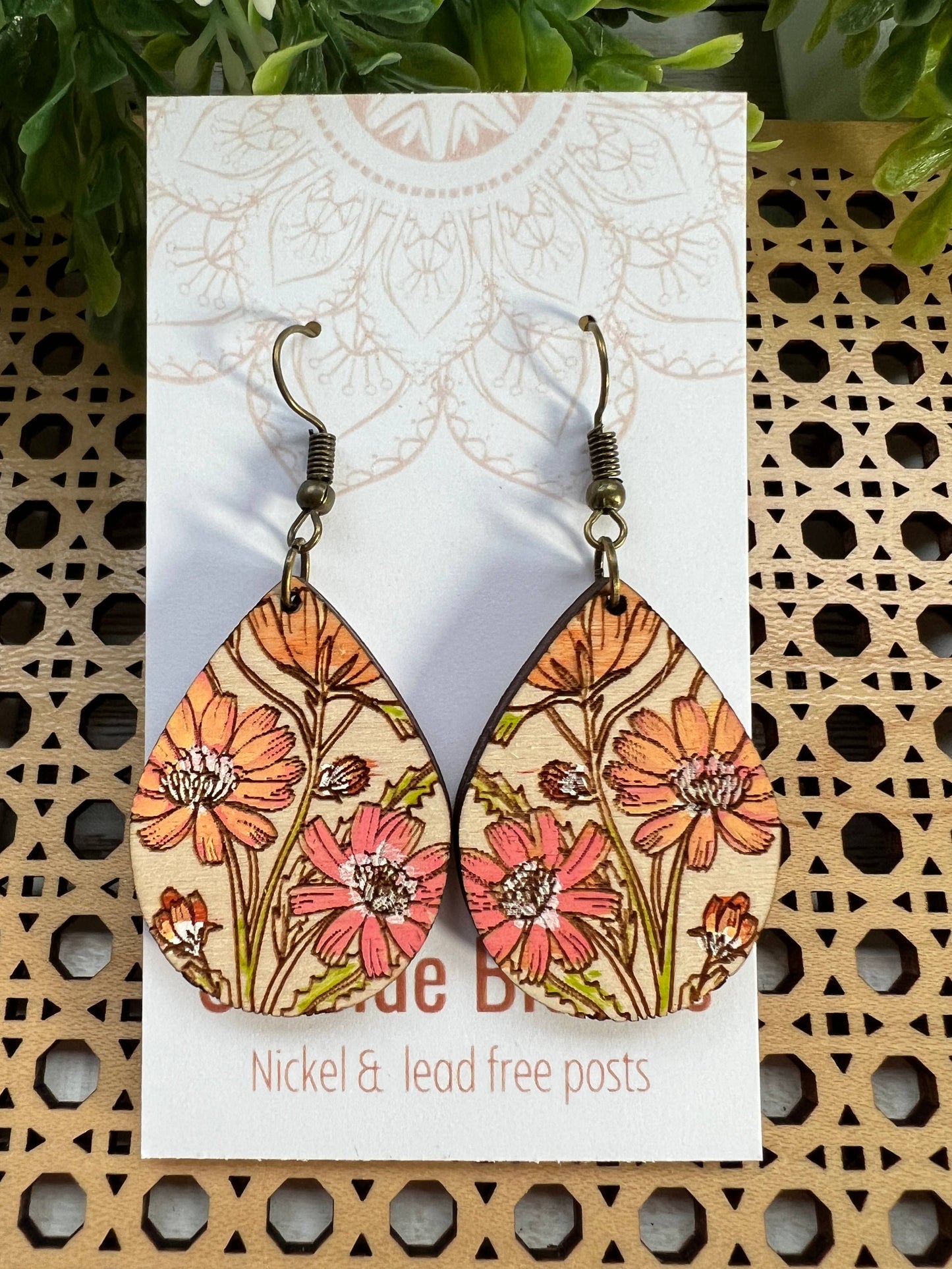 Wooden Earrings - Daisy