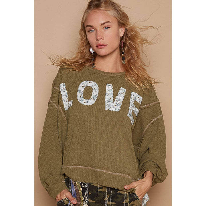 Round neck long sleeve LOVE solid top