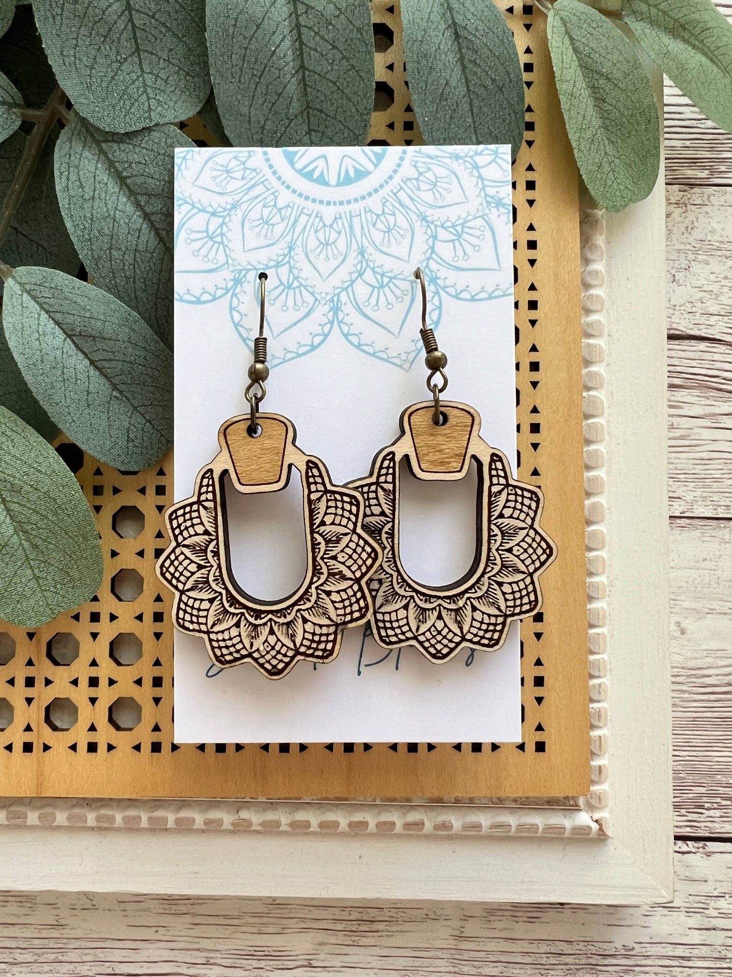 Wooden Earrings - Scalloped Edge