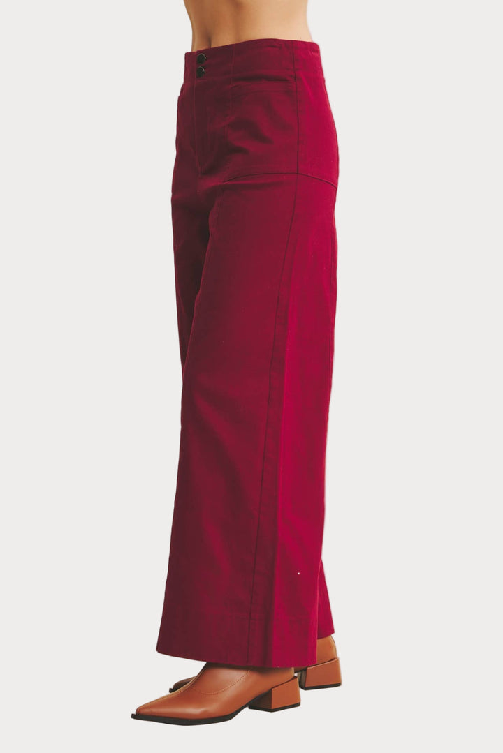 Effortless Chic Wide-Leg Pants