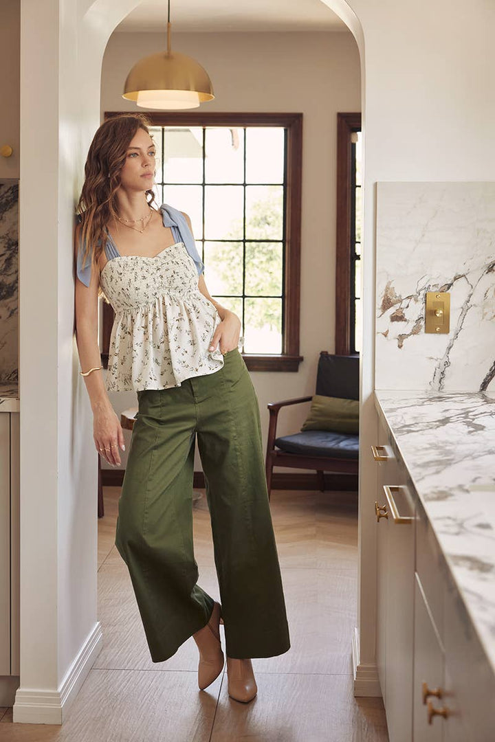 Effortless Chic Wide-Leg Pants