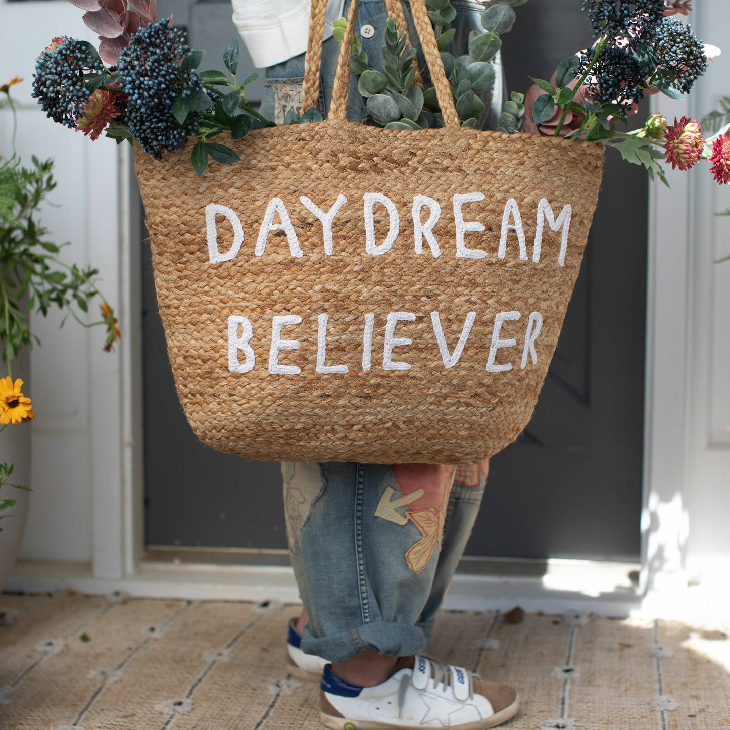 Large Daydream Believer Jute Tote Bag 21" x 16"