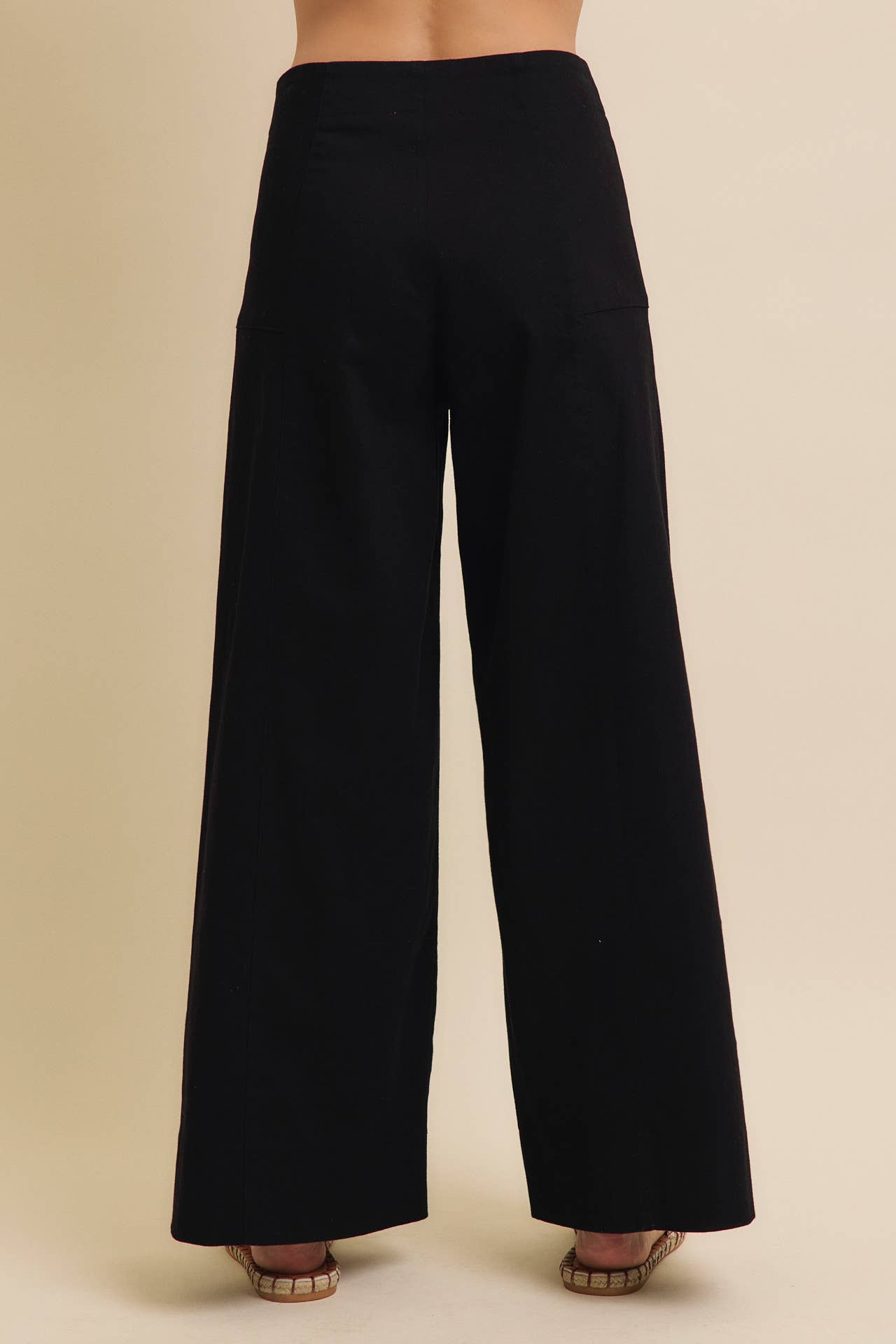 FLATTERING WIDE LEG FULL-LENGTH STRETCHY PANTS