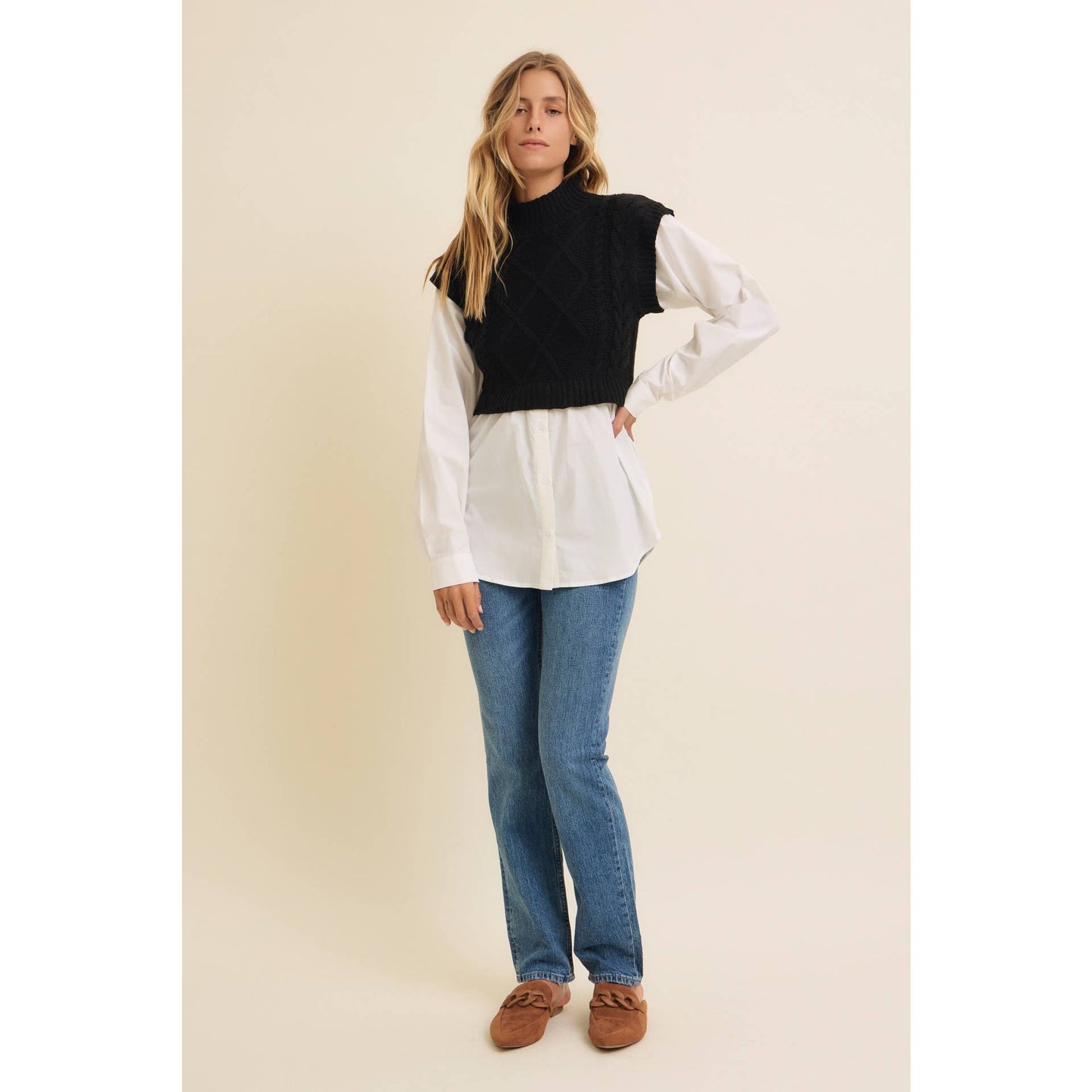 MOCK NECK SWEATER WITH CONTRAST BUTTON-DOWN SHIRT