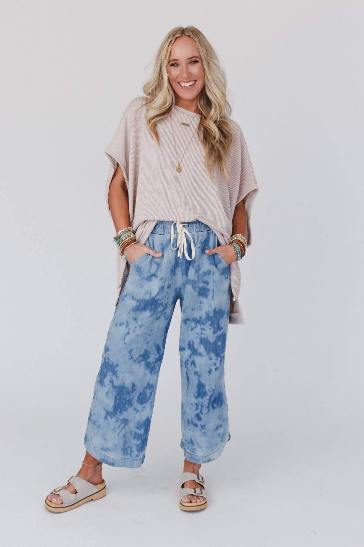 So Comfy Wide Leg Cropped Pant - Bleach Dye Denim