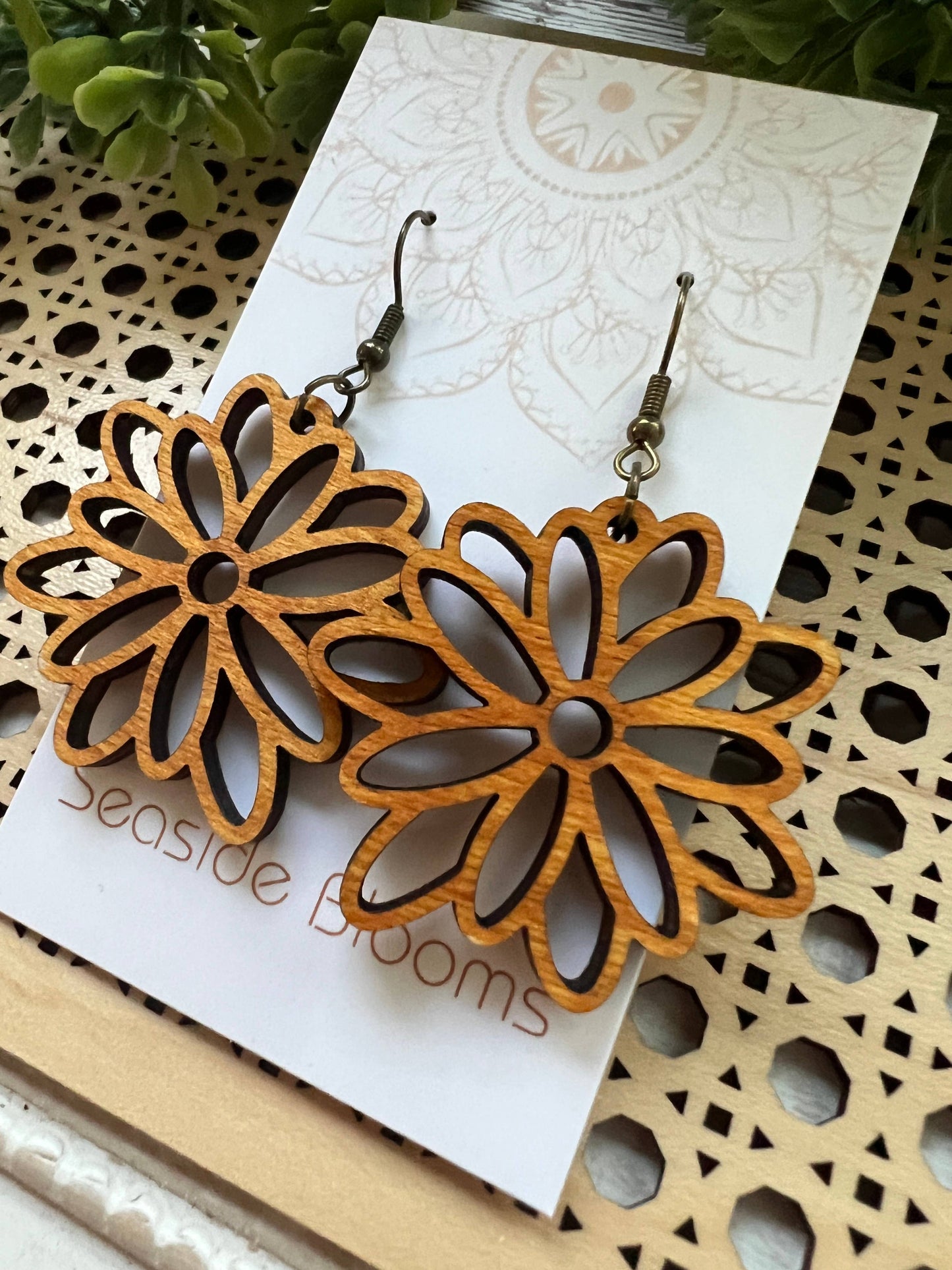 Wooden Earrings - Flower