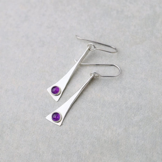 Elongated Triangle Earring w/ Amethyst