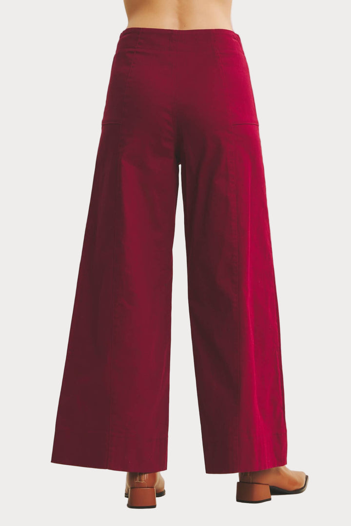 Effortless Chic Wide-Leg Pants