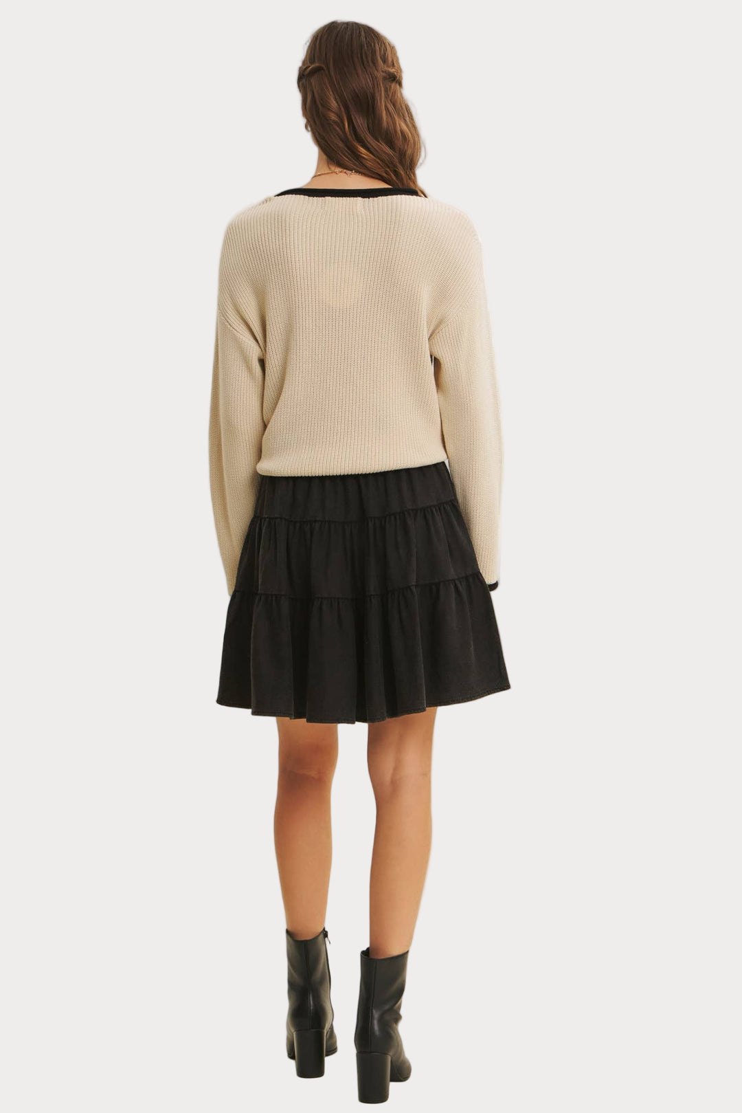 Contrast Trim Crewneck Sweater